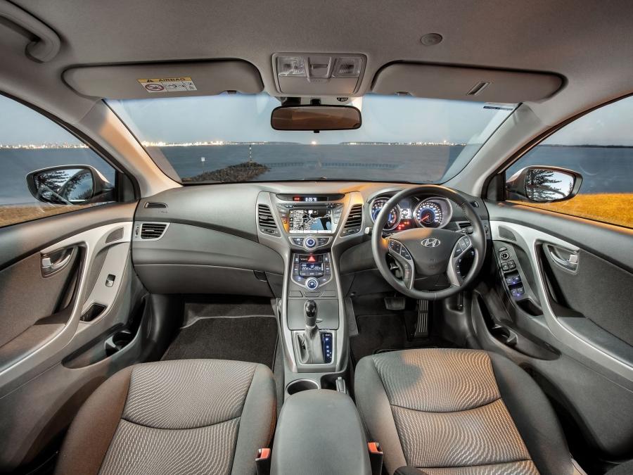  Hyundai Elantra 2014 года  (AU) (фото 18 из 22)